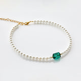Green crystal chocker